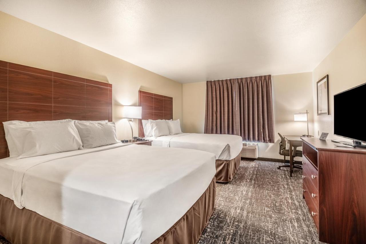 Cobblestone Hotel & Suites - Newport Luaran gambar